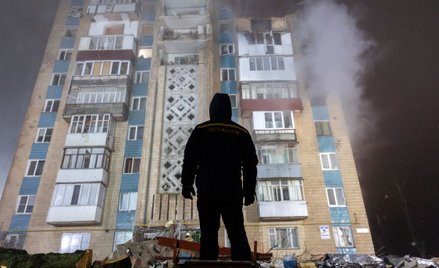 Blok mieszkalny w Tarnopolu uszkodzony w rosyjskim ataku
