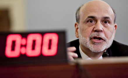 Bernanke: rekordowo niskie stopy muszą jeszcze spaść