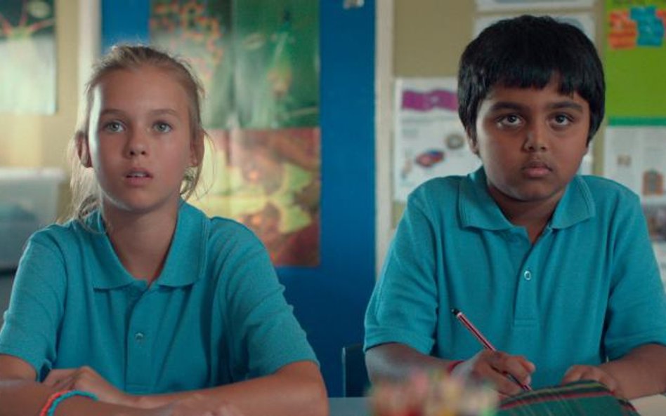 Kadr z filmu "Ravi i Jane"