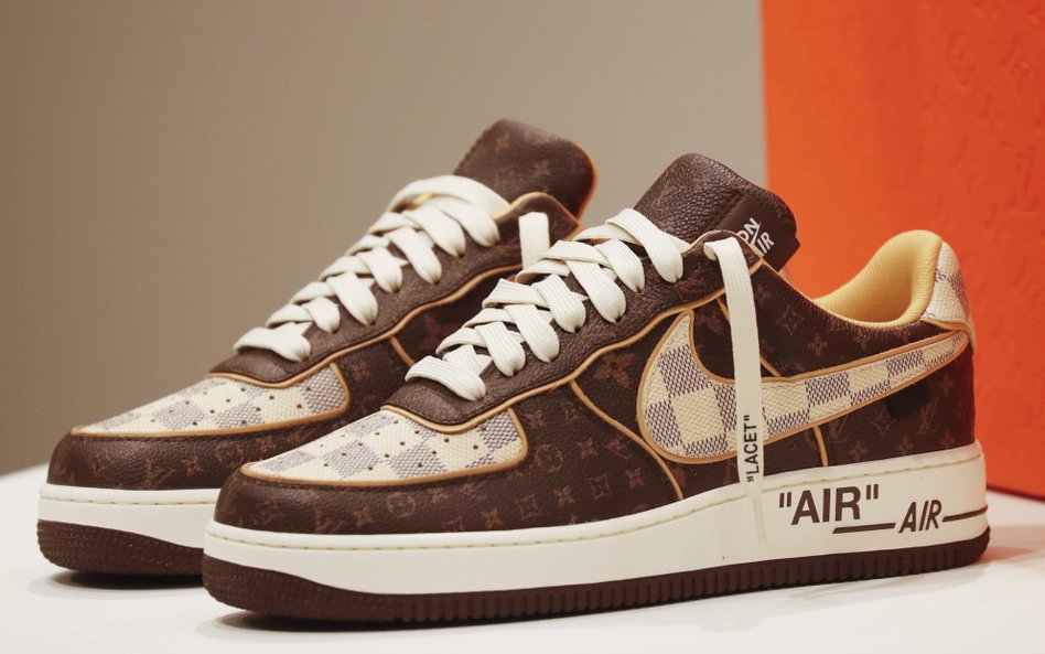 Projekt butów marek Louis Vuitton i Nike „Air Force 1” Virgila Abloha