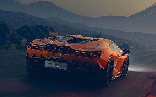 Lamborghini Revuelto