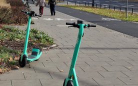 Europejskie stolice podążają w kierunku usunięcia e-hulajnóg z przestrzeni miasta