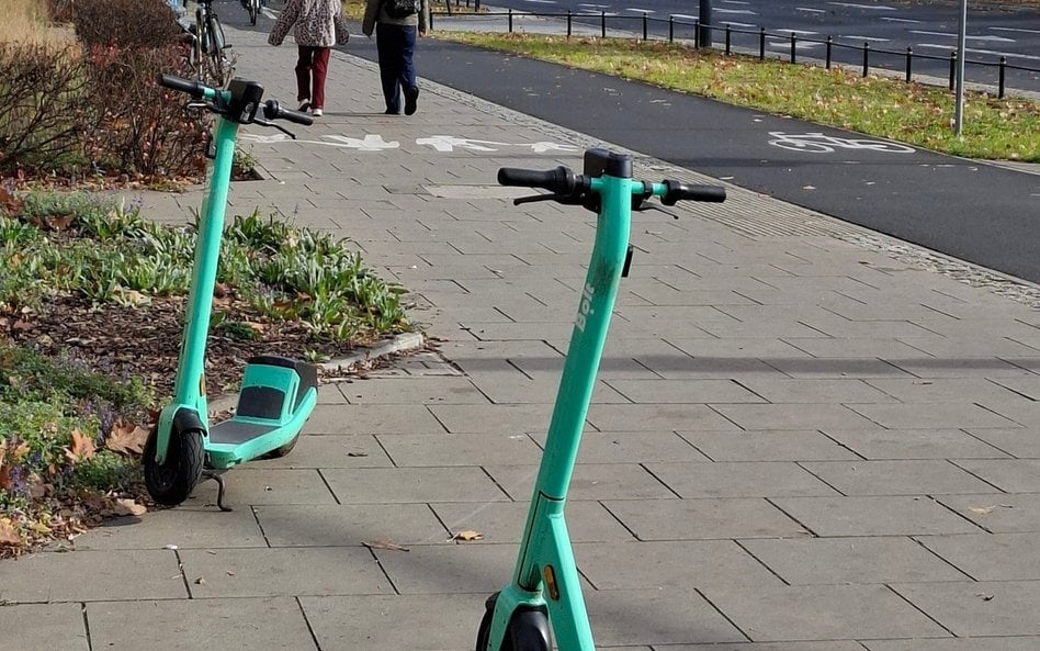 Europejskie stolice podążają w kierunku usunięcia e-hulajnóg z przestrzeni miasta
