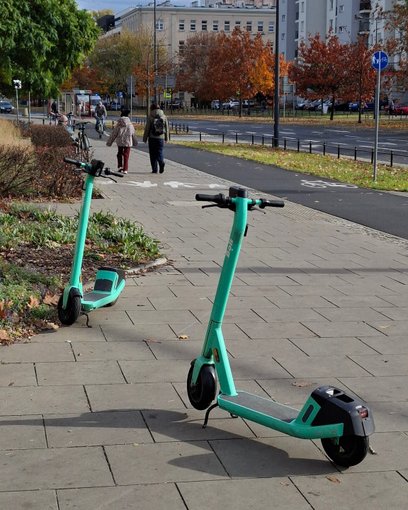 Europejskie stolice podążają w kierunku usunięcia e-hulajnóg z przestrzeni miasta