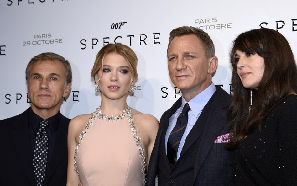 Christoph Waltz, Lea Seydoux, Daniel Craig i Monica Bellucci
