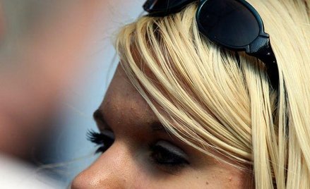 Blondynka bogatsza niż brunetka albo ruda