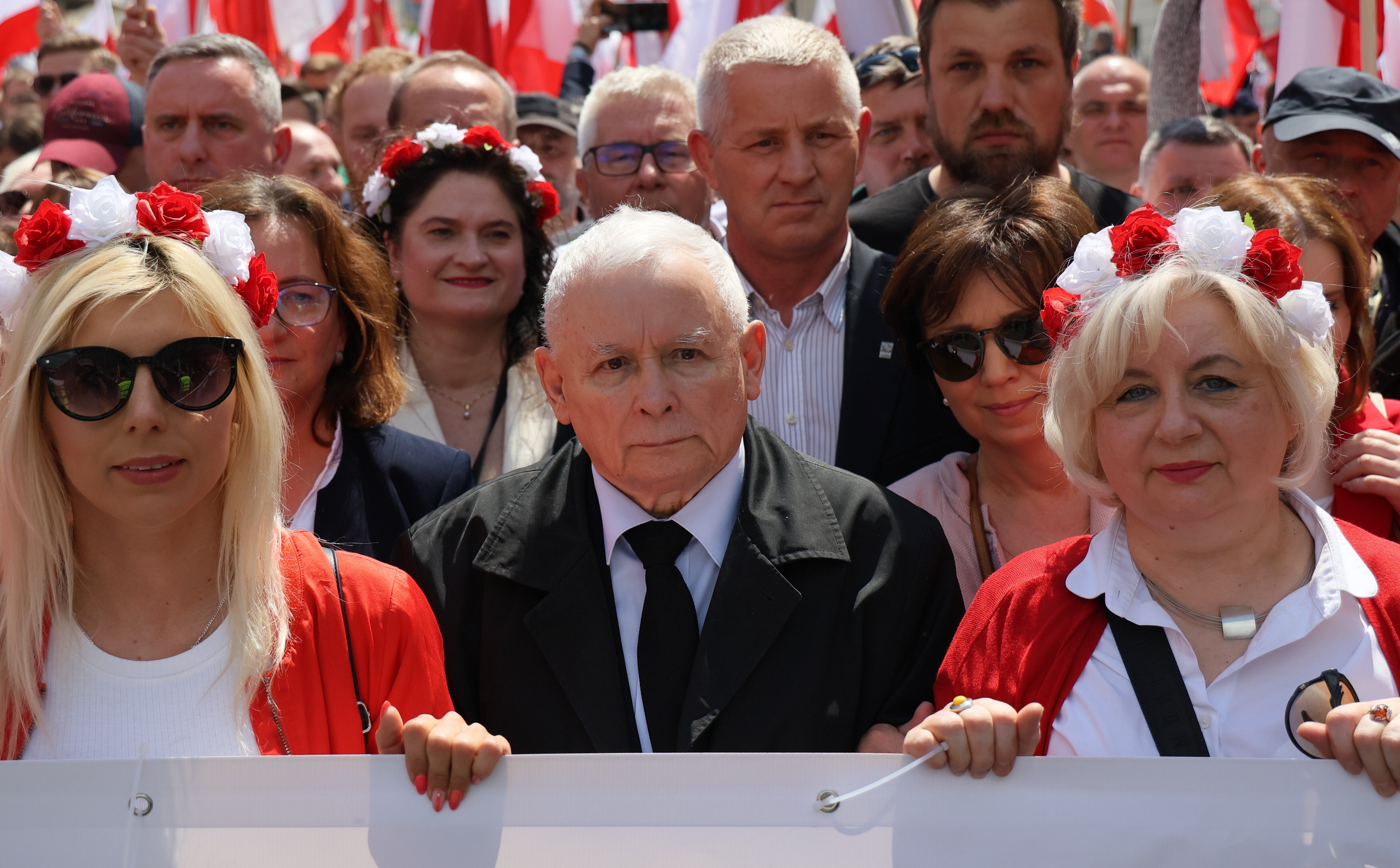 Po wyborach czeka nas walka o sukcesję w PiS. Buldogi wyjdą spod dywanu