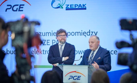 Piotr Woźny, prezes ZE PAK i Wojciech Dąbrowski, prezes PGE