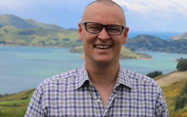 Nowa Zelandia: Minister zdrowia plażował, ale pozostaje w rządzie