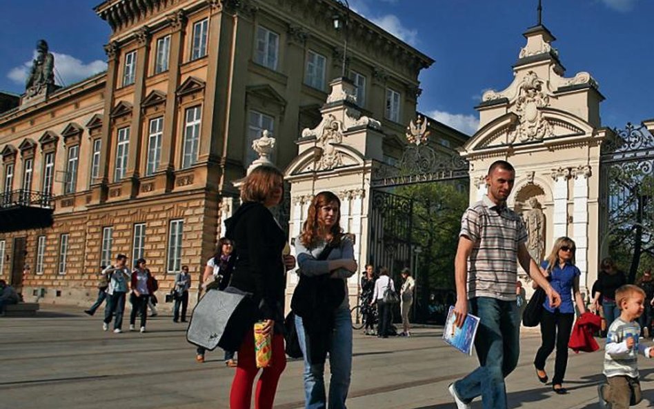 Zatrudnienia nie może znaleźć już co piąta osoba poniżej 25 lat