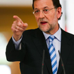 Premier Mariano Rajoy wciąż się waha, czy poprosić o pomoc finansową dla kraju pogrążonego w kryzysi