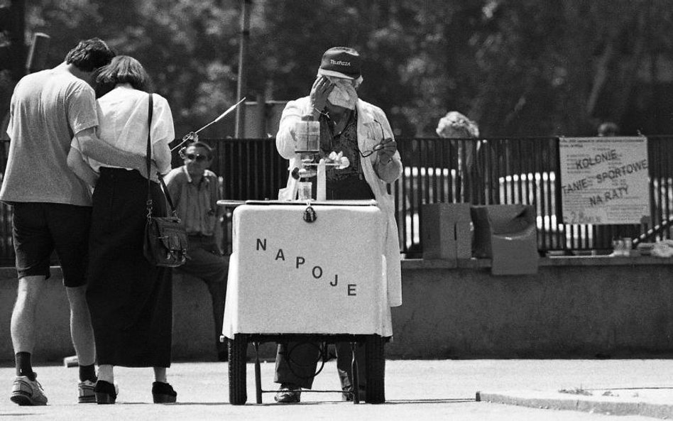 Nawet ustawiony przy muzeum saturator wzbudza dziś żywe emocje, zwłaszcza wśród najmłodszych. Nowa H