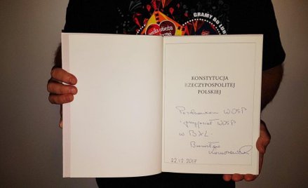 Na aukcji można kupić egzemplarz Konstytucji wystawiony przez byłego prezydenta Bronisława Komorowsk