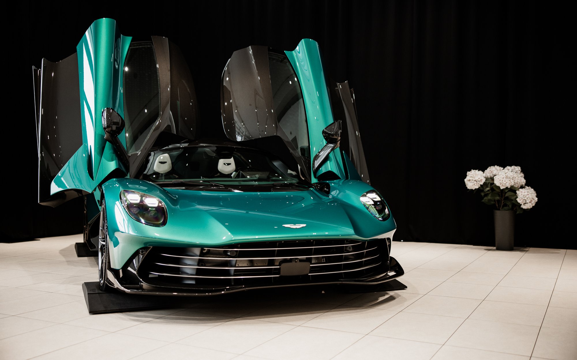 Pierwsza Valhalla w Polsce. Aston Martin za milion euro trafił do właściciela