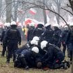 Intwerwencja policjantów w czasie protestu w Warszawie
