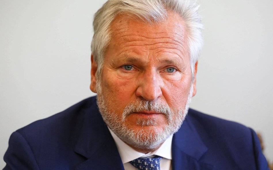 Kwaśniewski: Stan wyjątkowy? Rząd ułatwia sobie życie