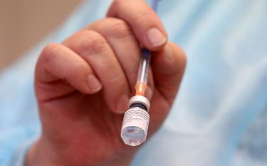 Pfizer poinformował, że dwie dawki szczepionki nie zadziałały odpowiednio u dzieci w wieku 2-5 lat. Przetestuje trzy dawki