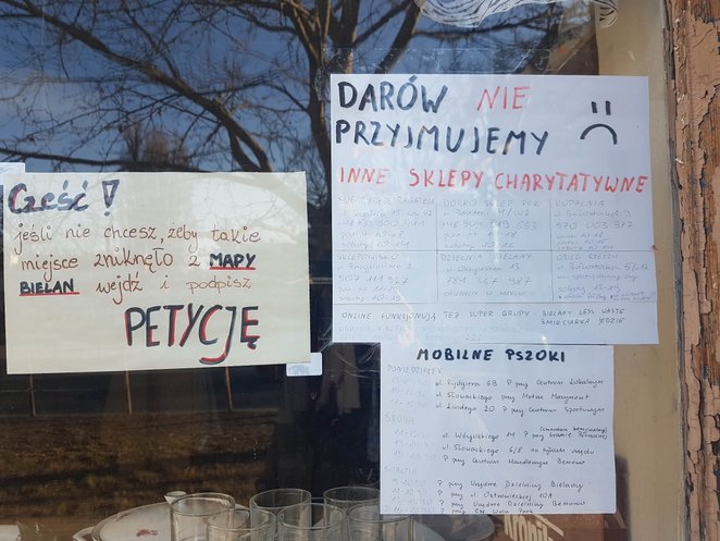 Apel o podpisy po petycją broniasą sklepu Fundacji Sue Ryder na Bielanach