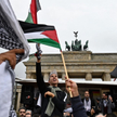 Nie mógł zaśpiewać w Berlinie „Chcemy spalić Tel Awiw”