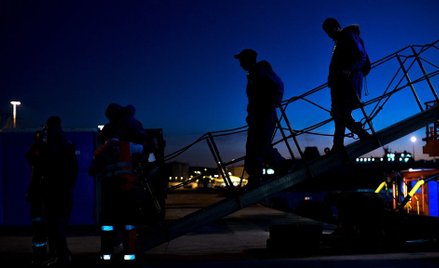 Hiszpania: Policja rozbiła "biuro podróży" przemycające migrantów
