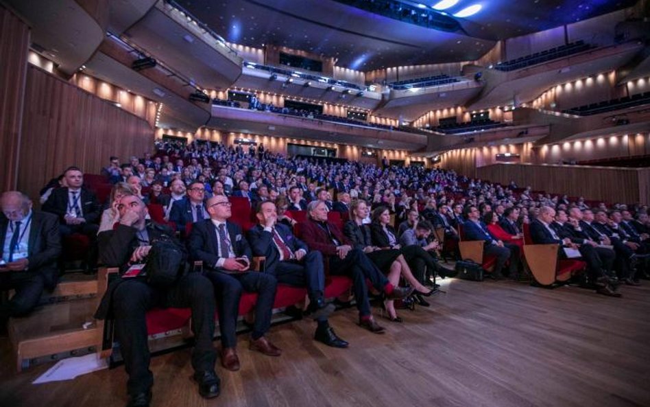 Kongresowe spotkania i debaty cieszyły się dużym zainteresowaniem publiczności