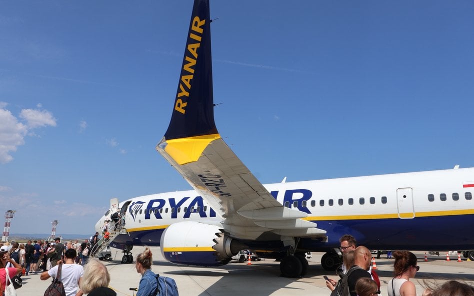 Ryanair chce w przyszłym roku przewieźć 214 miliony pasażerów