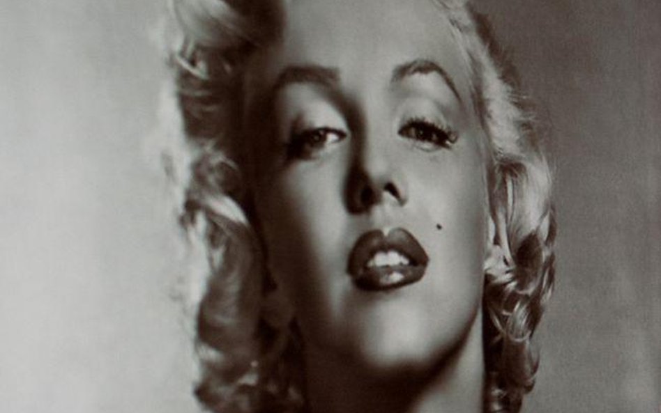 Zgodnie z ekspertyzami Archiwum Akt Nowych zdjęcia Monroe nie powinny się znaleźć w państwowym zasob