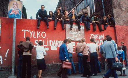Solidarność była odkryciem możliwości ponownego bycia razem (na zdjęciu mur Stoczni Gdańskiej podcza
