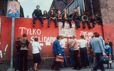 Solidarność była odkryciem możliwości ponownego bycia razem (na zdjęciu mur Stoczni Gdańskiej podcza