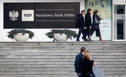 Wirus odmroził stopy procentowe