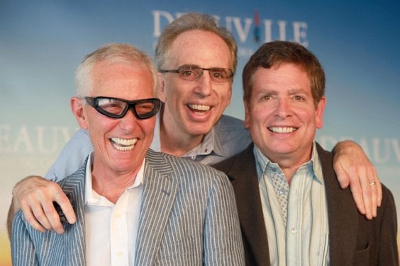 Jim Abrahams (pierwszy z lewej) oraz Jerry Zucker i David Zucker na festiwalu w Deauville, 8 wrześni