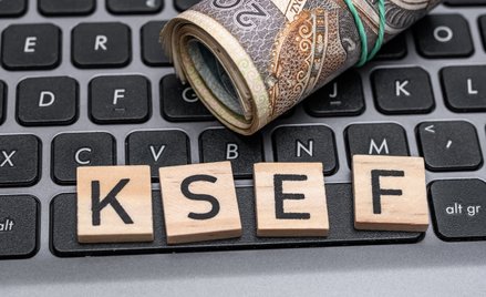 Faktury poza KSeF. Przedsiębiorcy się ich boją, fiskus uspokaja