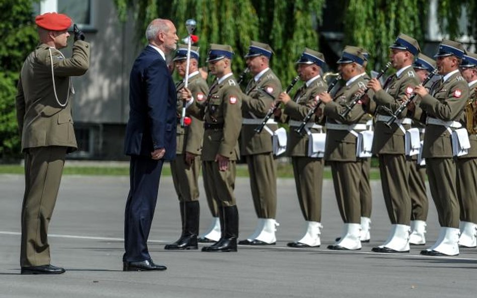 Szef MON Antoni Macierewicz