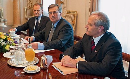 Na konsultacjach u wykonującego obowiązki prezydenta Bronisława Komorowskiego pojawili się premier D