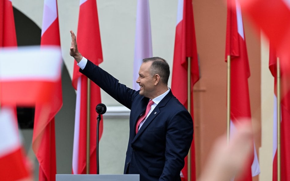 Kiedy obecni liderzy partyjni będą odchodzić na polityczną emeryturę, to Karol Nawrocki będzie zajmo