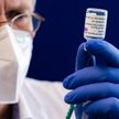 Badanie: Drugą dawkę szczepionki AstraZeneca lepiej podać po trzech miesiącach