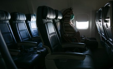 Puste środkowe miejsce w samolocie niepotrzebne