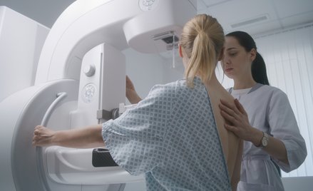 Profilaktyka raka piersi pozwala uniknąć poważnych kosztów społecznych, ale i kosztów gospodarczych