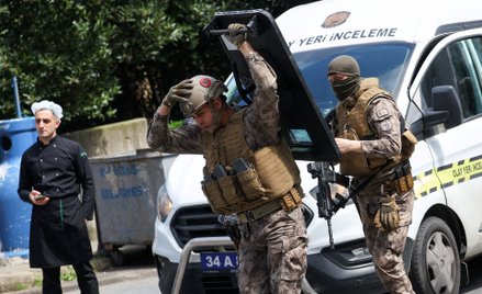 Policja przed konsulatem Izraela w Stambule