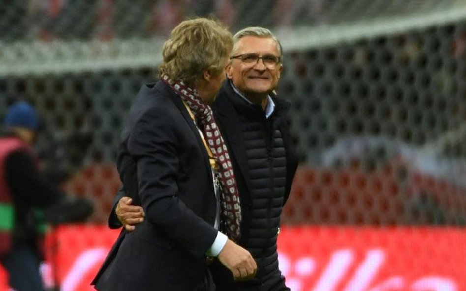 Prezes PZPN Zbigniew Boniek i selekcjoner reprezentacji Adam Nawałka po meczu Polska - Czarnogóra