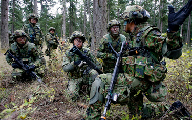 Japonia się zbroi: Budżet armii znów rośnie