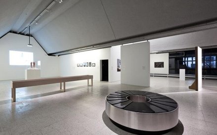 Emily Jacir, objęcie, 2005, fot. B. Stawiarski