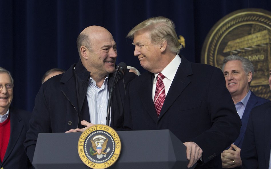 Gary Cohn z Donaldem Trumpem w 2018 roku