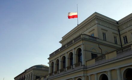 Zdemontują głaz upamiętniający Kaczyńskiego?