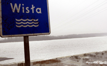 Podniesiony poziom rzeki Wisły w Płocku w 2010 roku.