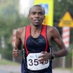 Kenijczyk Joel Maina Mwangi wygrał Koral Maraton i bieg na 15 km