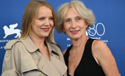 Joanna Kulig i Małgorzata Hajewska-Krzysztofik przed pokazem filmu "Kobieta z..." na festiwalu w Wen
