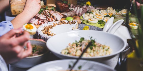 Święta ze wspomagaczami trawienia. Dietetyczka o ich działaniu