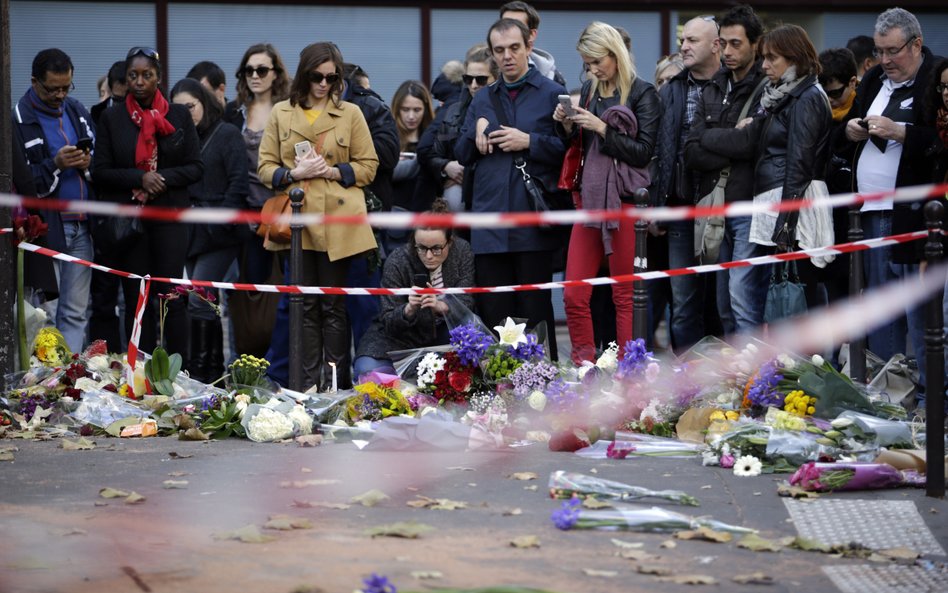 Przez pizzerią "La Casa Nostra"