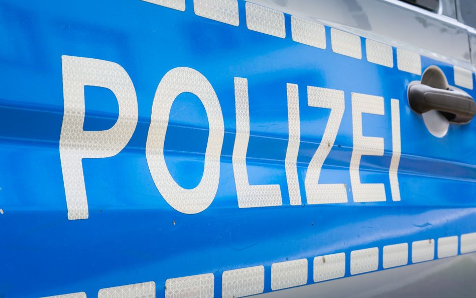 Niemcy: Policjanci zastrzeleni na służbie. Trwa szukanie sprawcy